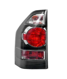 lampa-tylna-lewa-pajero-iii-iv-2003-mn133765