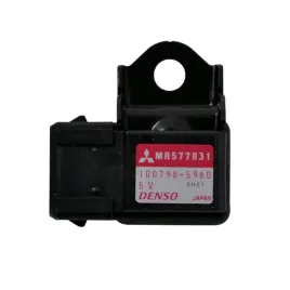 czujnik-doladowania-cisnienia-l200-pajero-mr577031