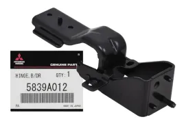 zawias-rama-oslony-kola-zapasowego-dolny-pajero-iv