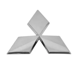 znaczek-mitsubishi-na-atrape-outlander-cw-mr598504