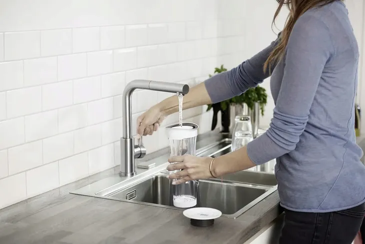 karafka-brita-fillandserve-mind-wh-graphite-ll-cu-ce-marka-brita