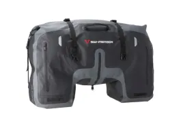 wodoodporna-torba-na-tyl-sw-motech-drybag-700-szara-czarna-pojemnosc-70l
