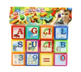 klocki-edukacyjne-z-literami-i-cyframi
