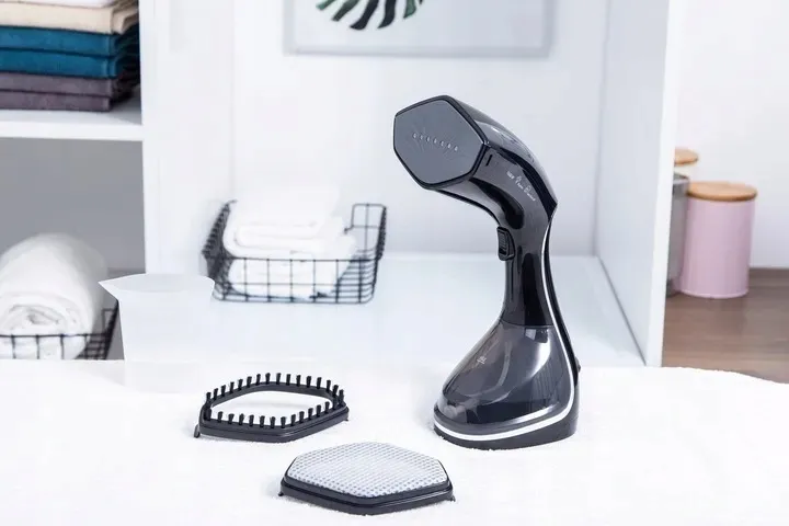 parownica-do-ubran-beko-stm4116b-streamer-1600-w-25-g-min-led