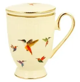kubek-kolibry-na-stopce-z-zaparzaczem-porcelanowy-ecru-400-ml