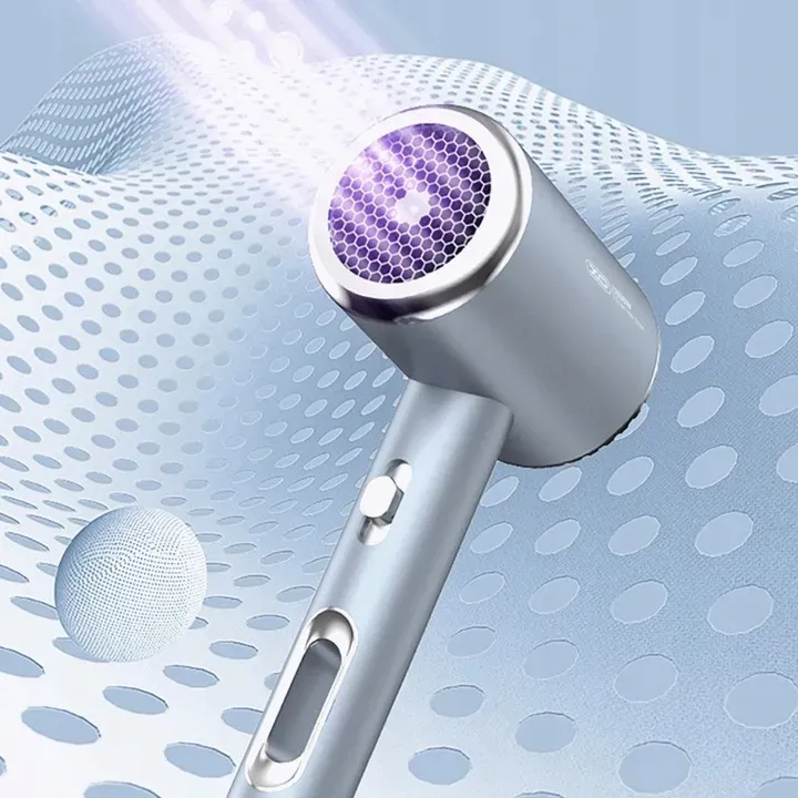 suszarka-do-wlosow-turystyczna-mala-mocna