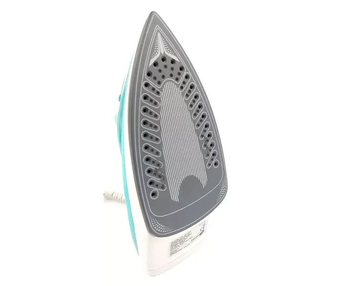 intertek-zelazko-parowe-1740w-model-bl-db-1600-b4