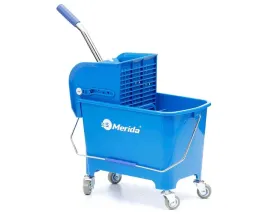 wiadro-17l-na-kolkach-z-prasa-do-mopow-merida-mo9
