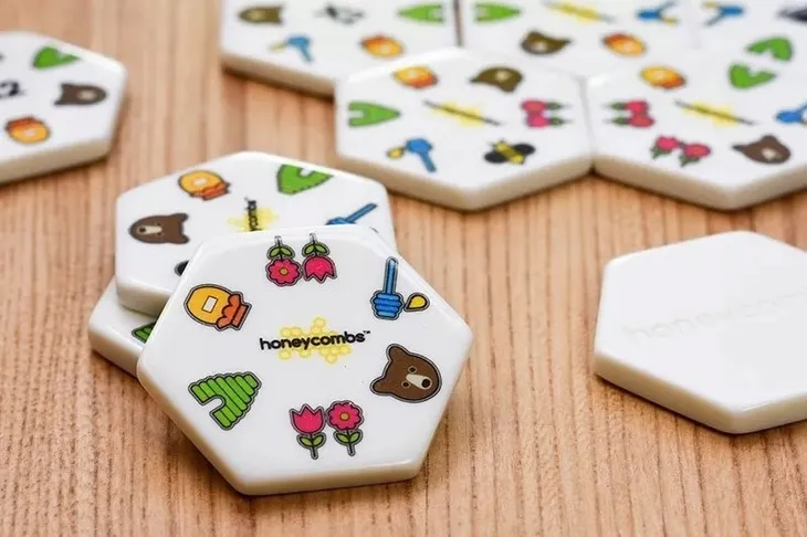 gra-honeycombs-plastry-miodu-rodzaj-podstawa