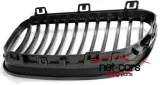 grill-nerki-bmw-e92-11-m-performanc-pakiet-polysk-stan-nowy-numer-katalogowy-producenta-5211082joev2