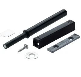 blum-tip-on-do-drzwi-magnes-czarny-dlugi-adapter