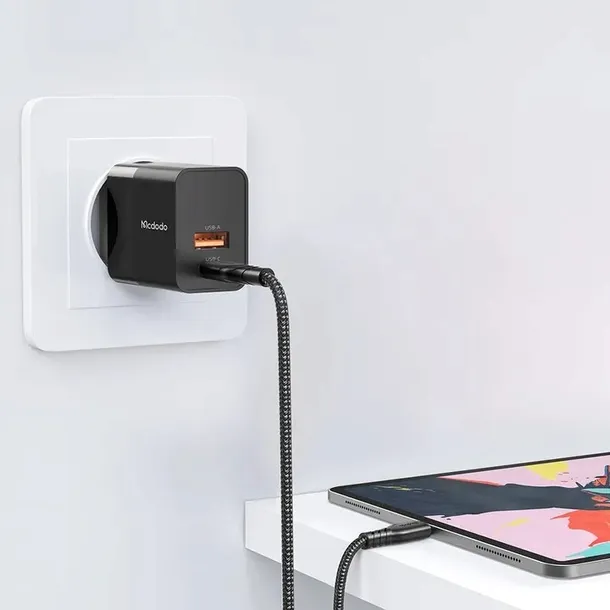 mcdodo-ladowarka-usb-usb-c-20w-kabel-do-iphone-stan-nowy-kolor-inny