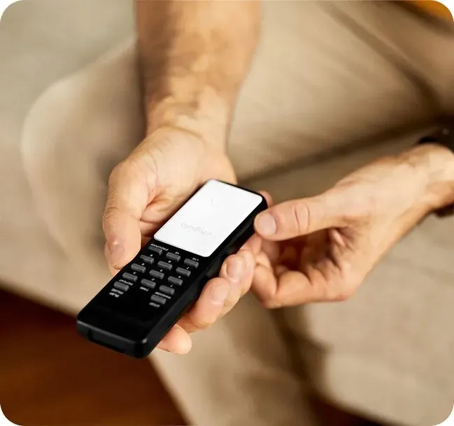 inteligentny-lokalizator-chipolo-card-bialy-cechy-dodatkowe-bluetooth-wodoodporny-tak-ipx5