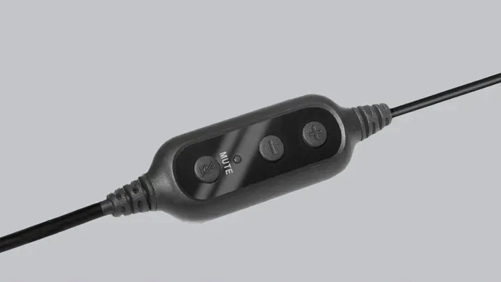 sluchawki-komputerowe-logitech-960-czarny-stan-nowy