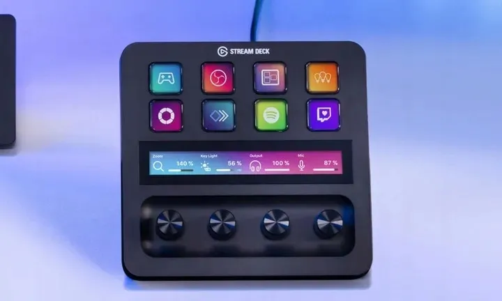 panel-streamingowy-elgato-stream-deck-kod-producenta-brak-informacji-stan-opakowania-oryginalne