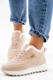 bezowe-ocieplane-botki-z-futerkiem-w-sportowym-stylu-39
