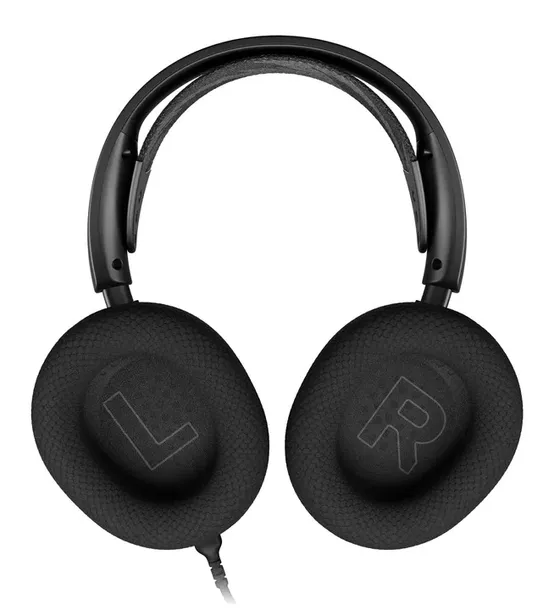 sluchawki-steelseries-arctis-nova-3-czarny-zalaczone-wyposazenie-adapter-z-usb-c-na-usb-a-kabel-usb-typu-c-kabel-usb-typu-c-jack-35mm
