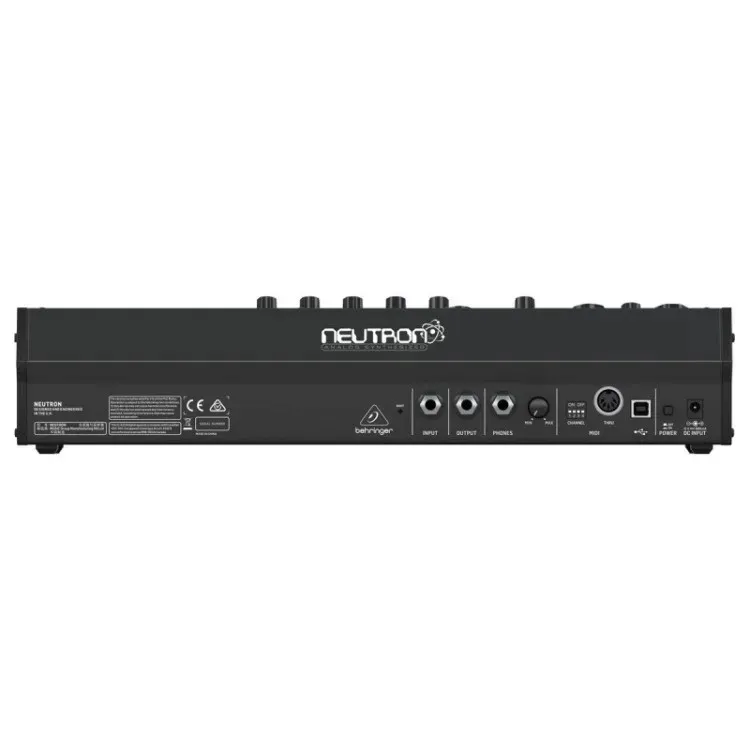 behringer-neutron-syntezator-semi-modularny-stan-nowy