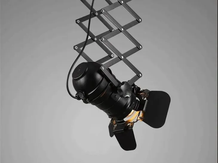 reflektor-sceniczny-studio-2-harmonijka-szyna-rodzaj-gwintu-e27