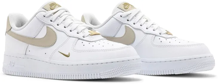 NIKE AIR FORCE 1 '07 CZ0270-105 damskie r. 38