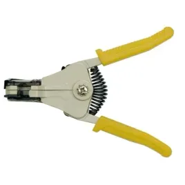 automatyczny-sciagacz-izolacji-45151