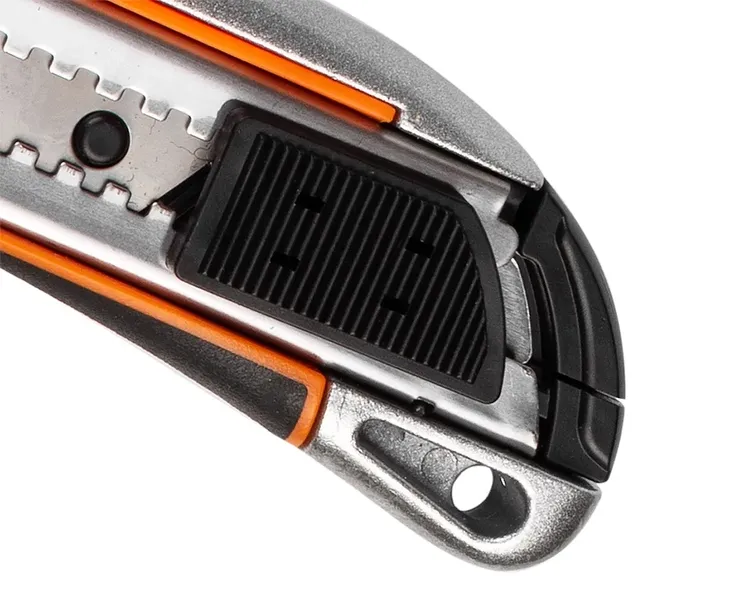 nozyk-do-tapet-25-mm-aluminiowy-c9113-marka-richman-stan-nowy
