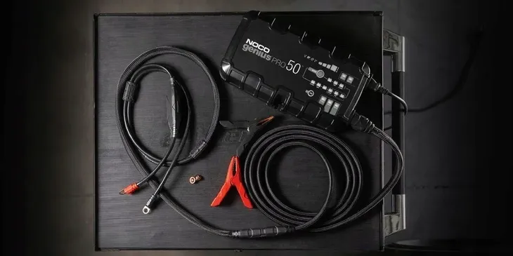 noco-geniuspro50-inteligentna-ladowarka-6v-12v-24v-marka-noco