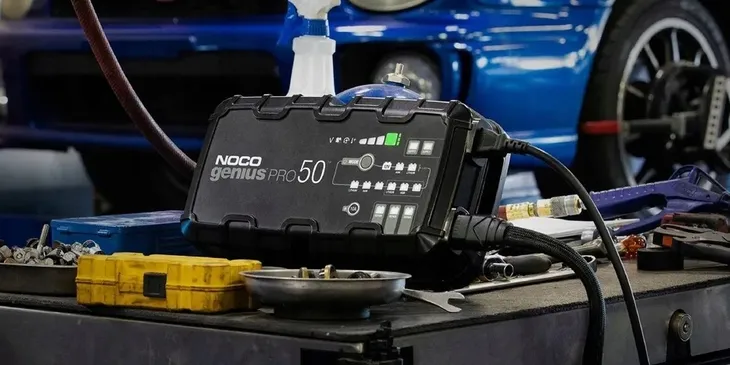 noco-geniuspro50-inteligentna-ladowarka-6v-12v-24v-stan-nowy-marka-noco