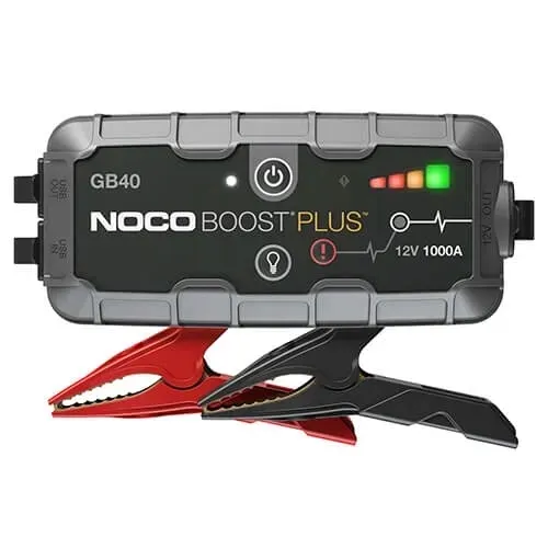 NOCO Boost Plus GB40 – Rozrusznik 12V 1000A, Power Bank, Latarka LED
