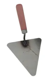 kielnia-trapezowa-czarna-180mm-uchwyt-drewno