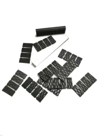 przyrzad-montaz-paneli-podlogowych-dobijak-kliny