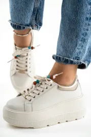 bezowe-sneakersy-damskie-skorzane-z-koralikami-modne-buty-premium-37