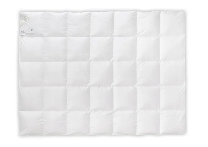 koldra-caloroczna-amz-biel-basic-135x200-kod-producenta-5907803171966