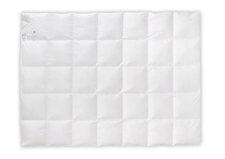 koldra-caloroczna-amz-biel-basic-180x200-wymiary-koldry-180x200cm