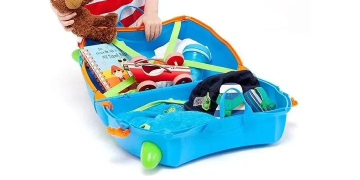 trunki-jezdzaca-walizeczka