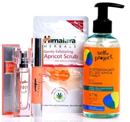 zestaw-kosmetykow-damskich-zel-oczyszczajacy-woda-toaletowa-perfumetka