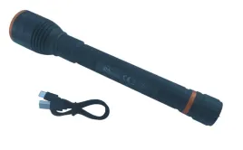 latarka-reczna-akumulatorowa-usb-1000-lm-10w-zoom-richmann-c5920
