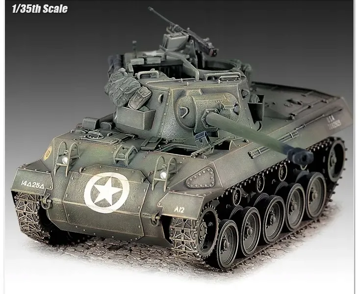 academy-13255-m-18-hellcat-1-35