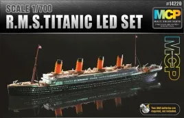 academy-r-m-s-titanic-z-oswietleniem-led-mcp-1-700