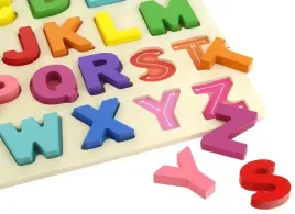klocki-alfabet-puzzle-drewniane-ukladanka-literki-litery-nauka-pisania