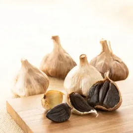 czarny-czosnek-polska-odmiana-1kg-glowki