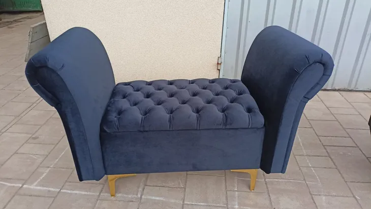 pufa-z-boczkami-styl-glamour