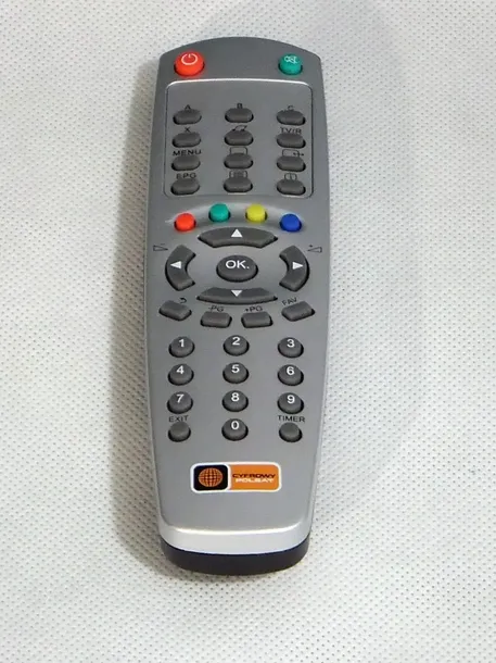 oryginalny-pilot-dekoder-polsat-box-mini-d1-d2-silver-stan-opakowania-oryginalne