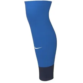 rekawy-pilkarskie-nike-matchfit-slevee-team-strike-slv-wc22-team-nie-r-s-m