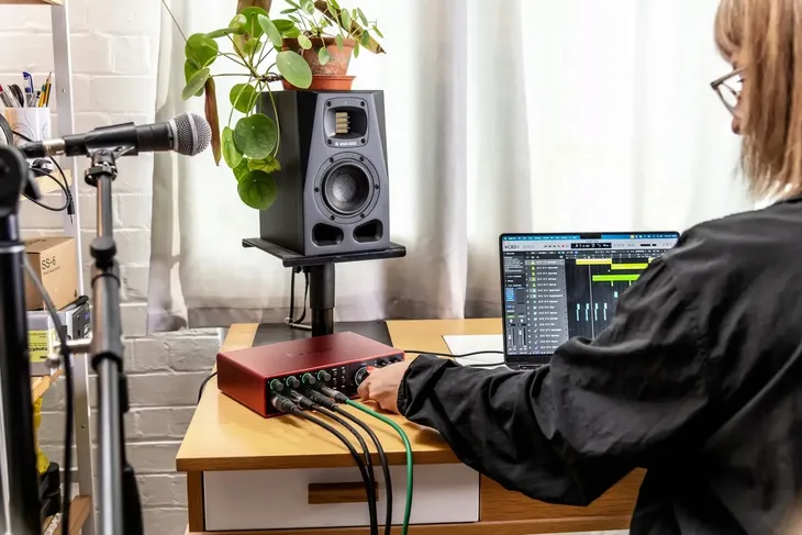 focusrite-scarlett-18i16-4th-gen-interfejs-audio-pakiet-oprogramowania-typ-interfejs-audio