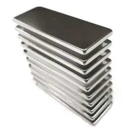 magnesy-neodymowy-plytkowy-40x15x2-mm-mocny-n42-silny-prostokatny-plaski