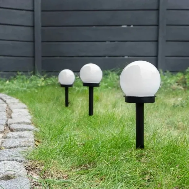 lampa-ogrodowa-wbijana-kula-10-cm-led-solarna-biala-z-czujnikiem-ecolight-wysokosc-calkowita-32-cm