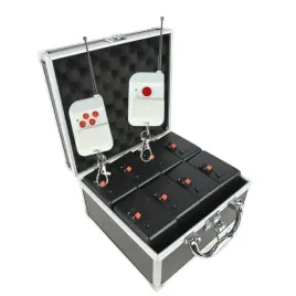 system-zdalnego-odpalania-fontann-iskier-zestaw-8-odbiornikow-2-piloty-case