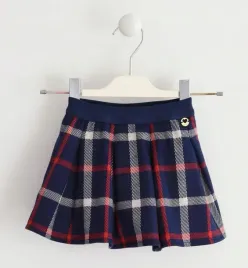spodniczka-dla-dziewczynki-w-kratke