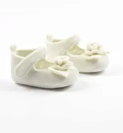 buty-niemowlece-biale-z-kwiatkiem-ido